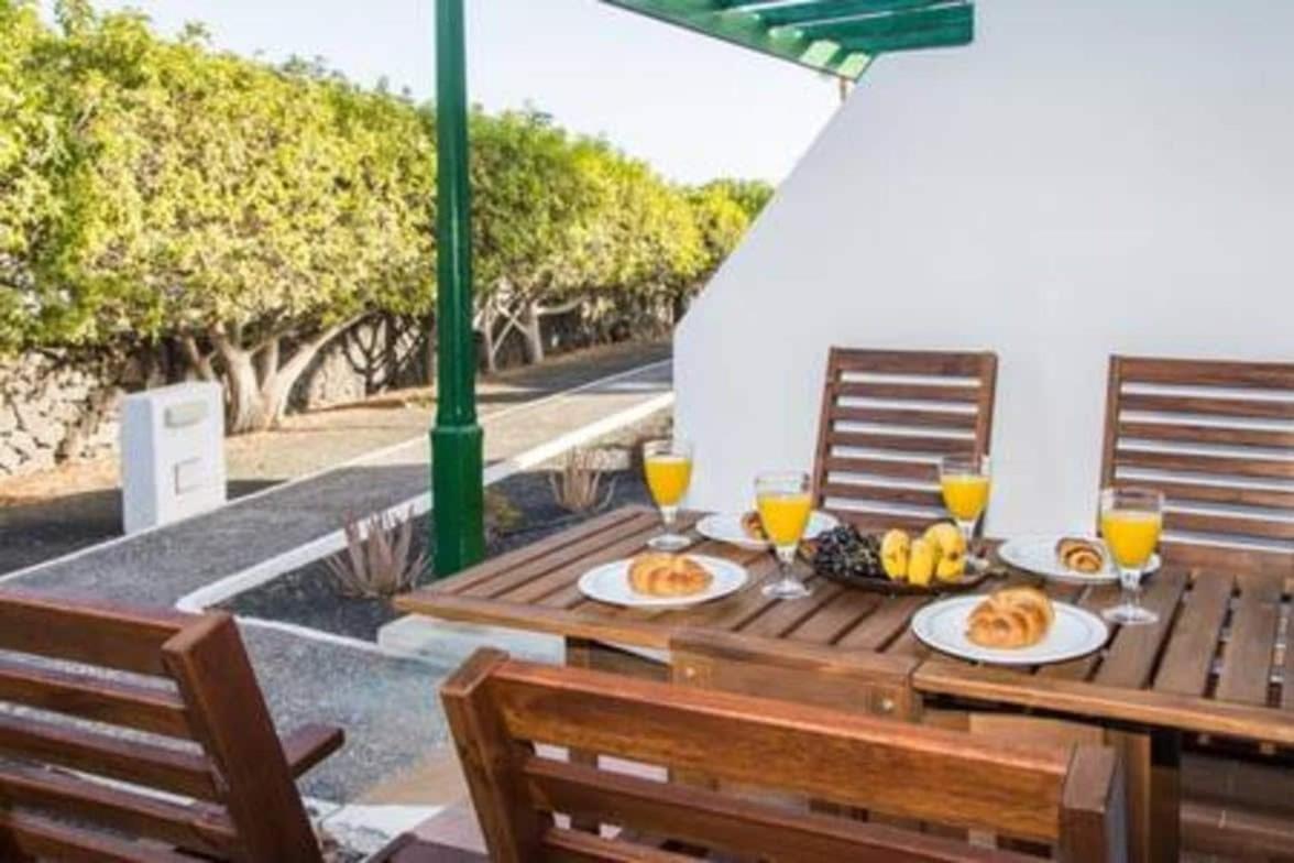 Casa Solazo Villa ปูแอร์โตเดลคาร์เมน ภายนอก รูปภาพ
